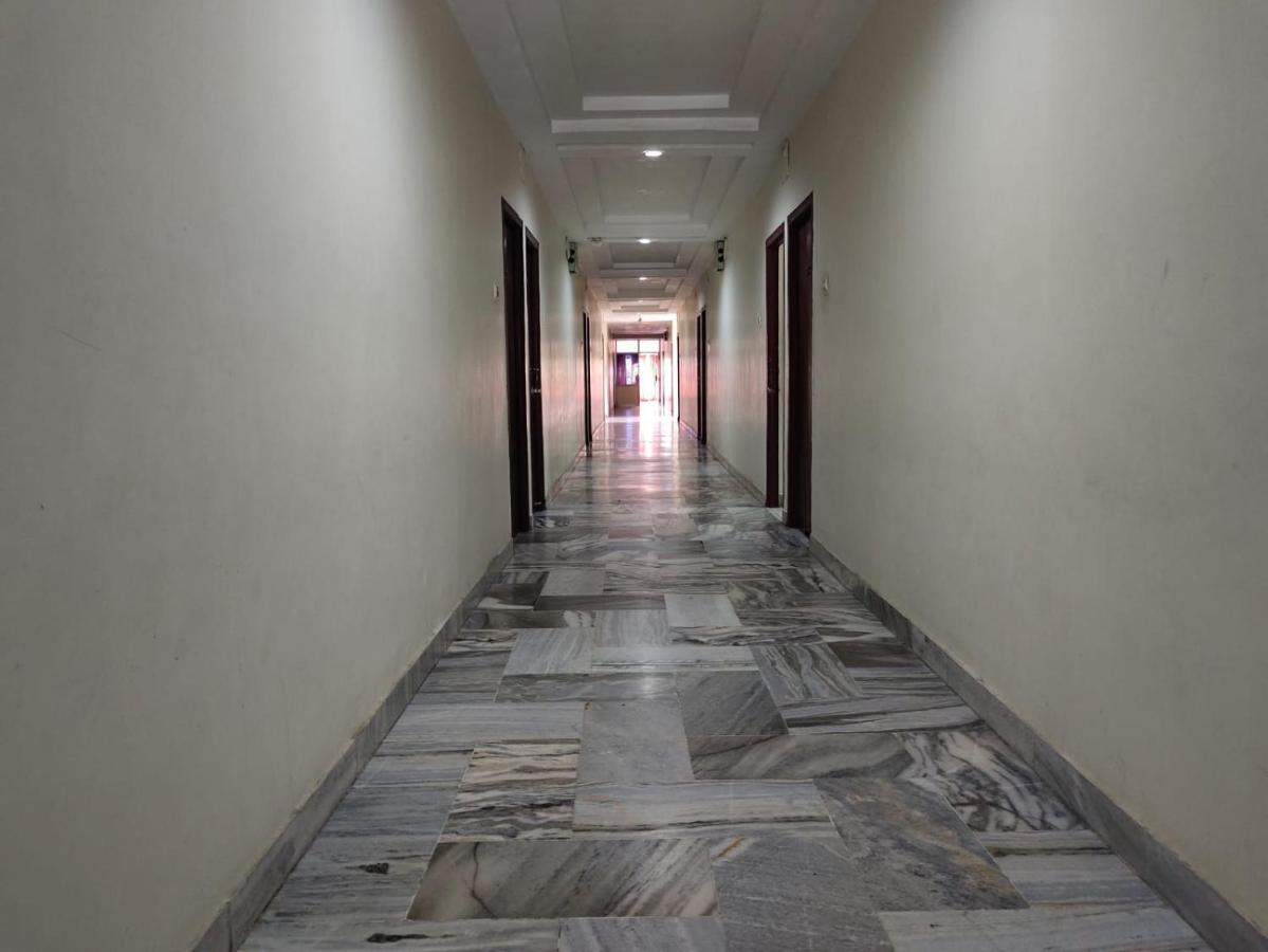 Hotel Geetha International Thoothukudi Exterior foto