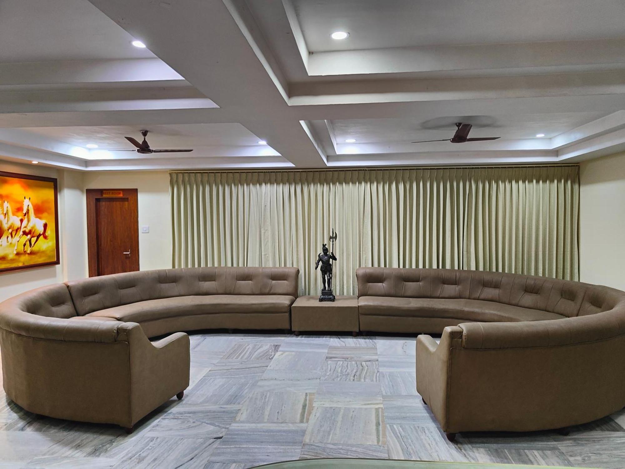 Hotel Geetha International Thoothukudi Exterior foto
