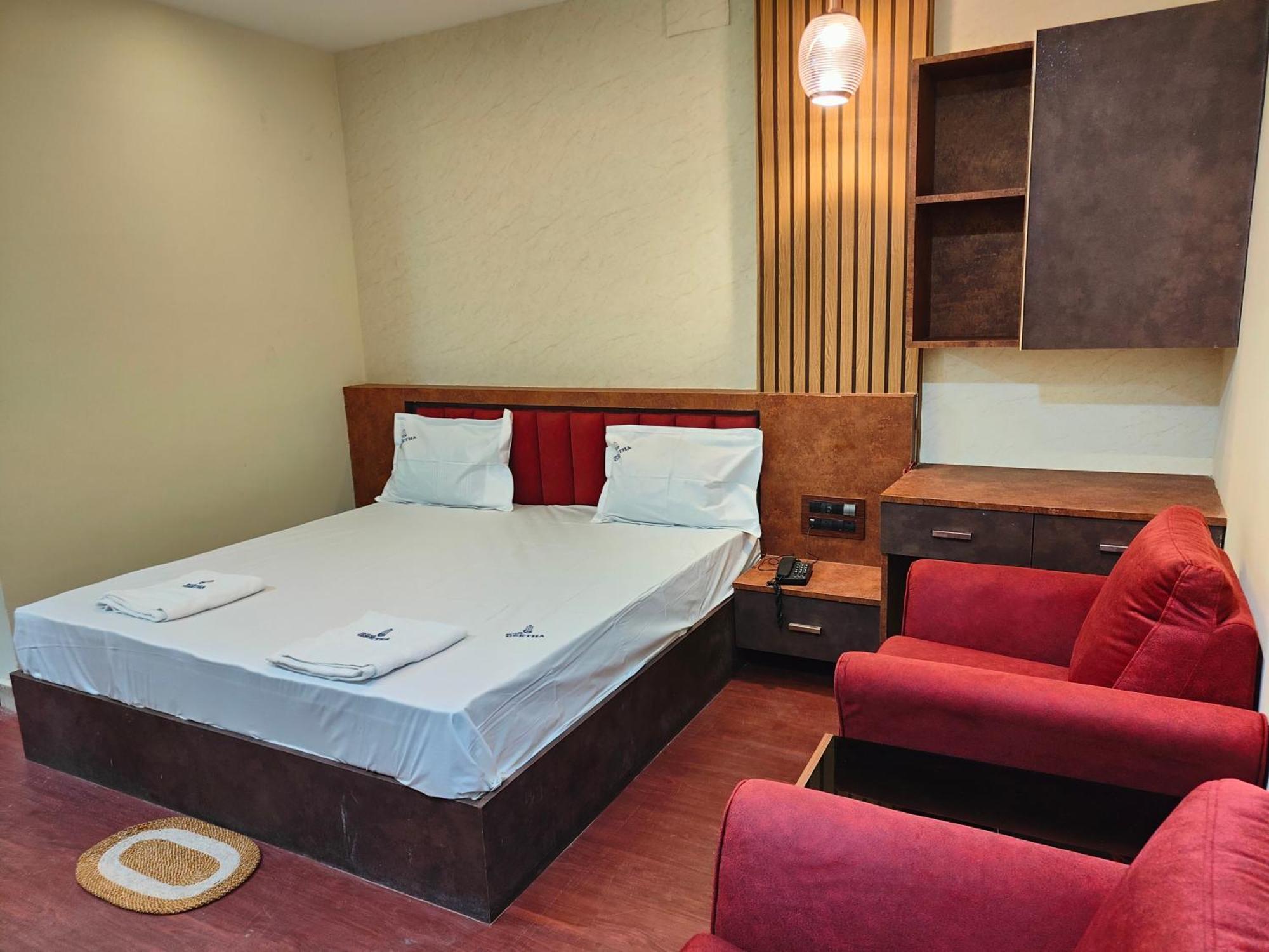 Hotel Geetha International Thoothukudi Exterior foto